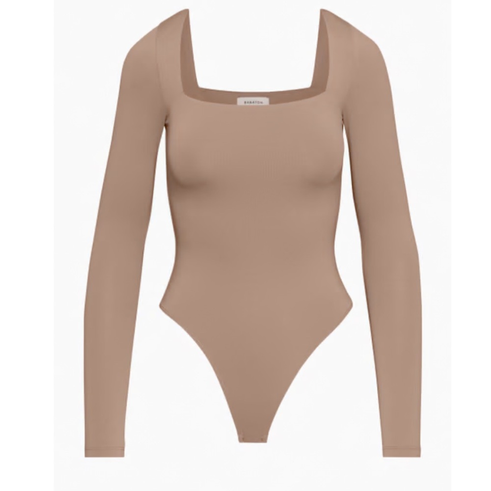 Aritzia Babaton Contour Squareneck Longsleeve Bodysuit in Deep Taupe